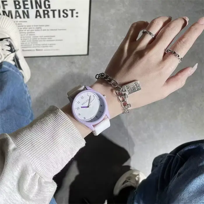 Montre à quartz pour femmes