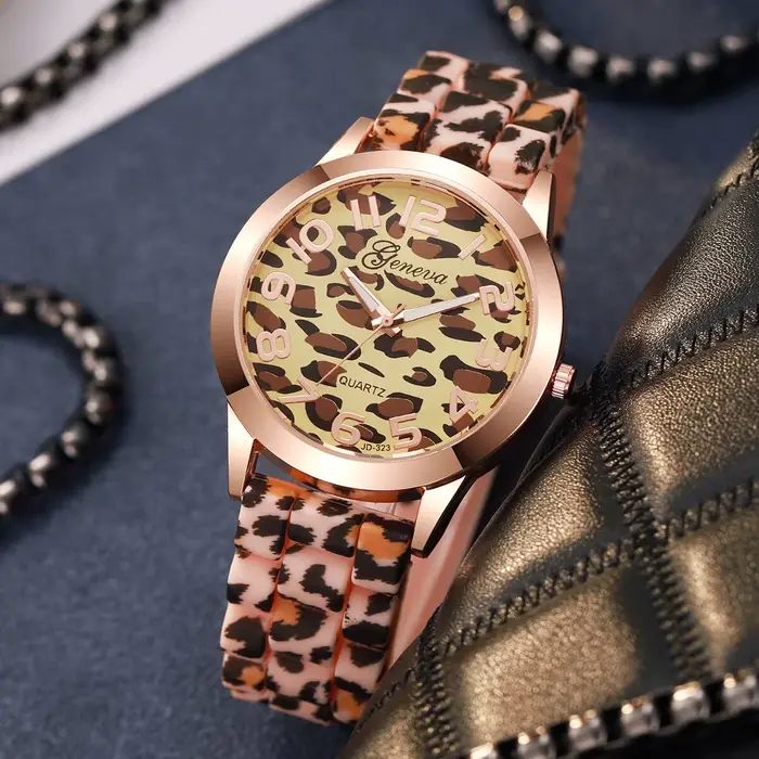 Montres pour femmes à imprimé léopard