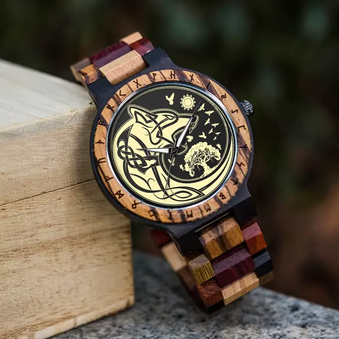 BOBO BIRD Viking Montres en Bois Top Mouvement à Quartz Japonais Montre-Bracelet Unique pour Hommes avec Helm of Awe Runic Circle Coffret Cadeau