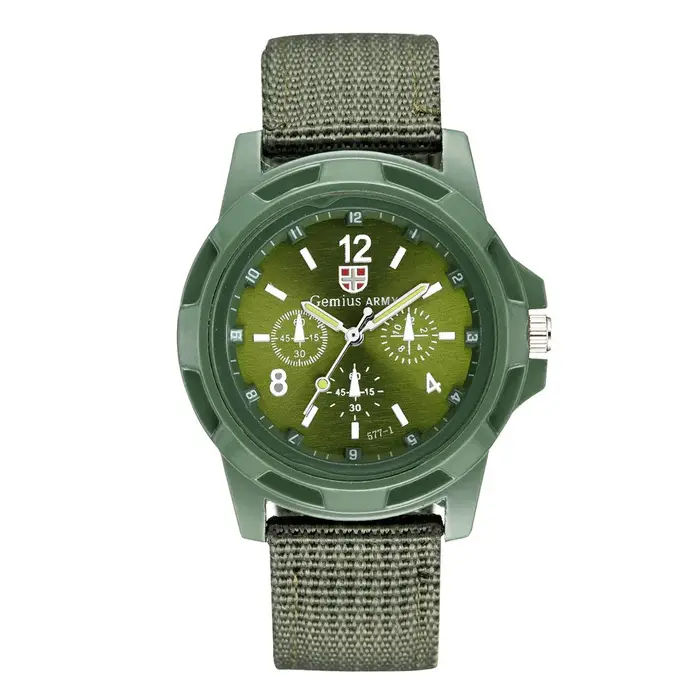 Montre de sport homme en acier inoxydable avec bracelet nylon robuste et élégant pour entraînements et occasions spéciales