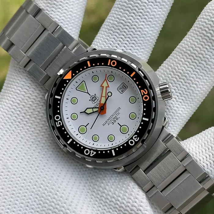 STEELDIVE nouveau en SD1975C hommes automatique montre de plongée 300m étanche mécanique montre-bracelet horloge lumineuse saphir miroir