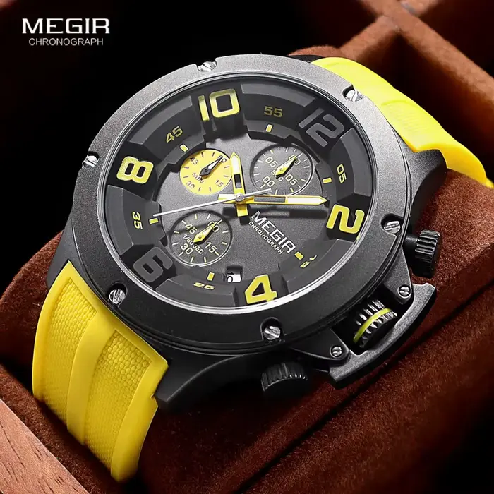 MEGIR grand cadran Sport montre à Quartz pour hommes mode étanche chronographe montre-bracelet avec Date bracelet en Silicone aiguilles lumineuses 8115