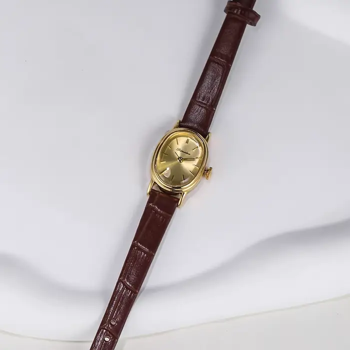Femmes montre pour filles Quartz Reloj Mujer petite taille ovale or vert cadran