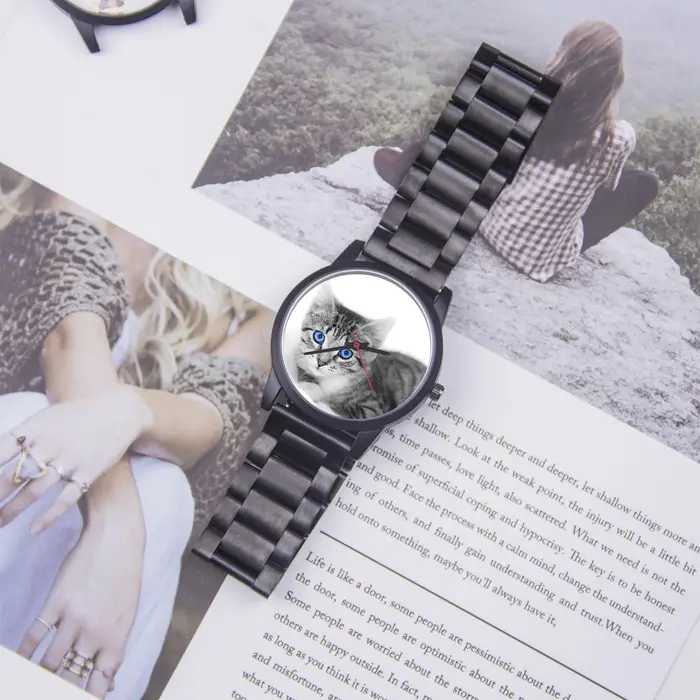 Montre-bracelet à quartz motif chaton mignon pour femmes élégante occasion spéciale cadeau festif