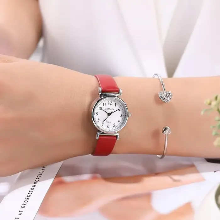 Femmes montres Vintage petit cadran montre bracelet en cuir doux décontracté dames Quartz horloge