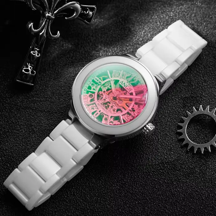 Montre mécanique de luxe pour femmes