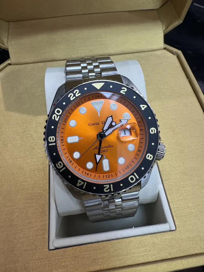 Gavin Davis Montre automatique GMT pour homme en acier inoxydable | Montre-bracelet mécanique étanche | Double fuseau