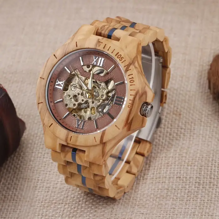 Montre mécanique creuse pour hommes