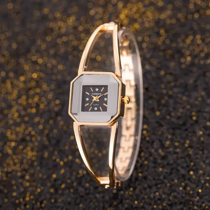 Montres de luxe en or pour femmes, élégantes, petit cadran carré, montre à Quartz Simple, mode fémin