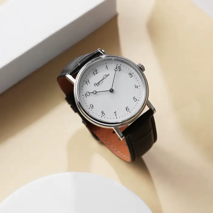 【Tempo d'escapement】 Montre à mouvement à quartz Boîtier de 38,5 mm Émail Blanc Étanche 50 M Bleu Tr