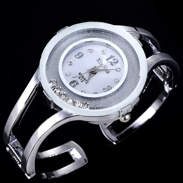 Femmes montres Bracelet Relogio Feminino Quartz mode