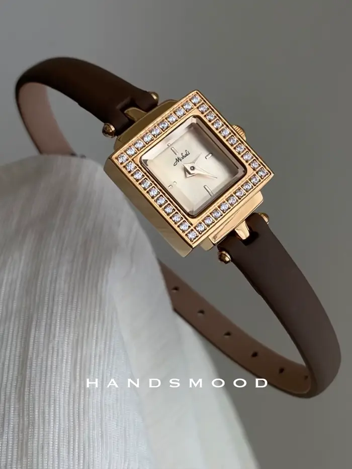Montre rétro haut de gamme en or pour femme style vintage cadeau acier inoxydable quartz occassions spéciales femmes
