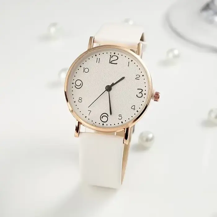 Femmes montres décontracté chiffres arabes en cuir analogique