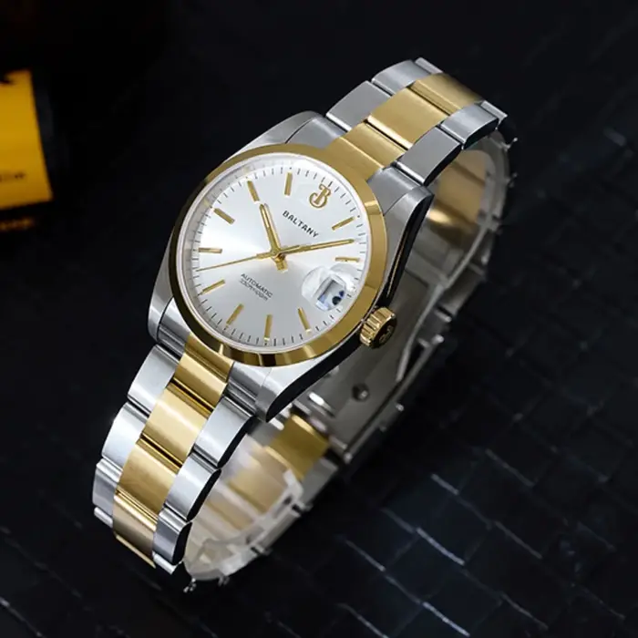 Montre Baltany édition limitée automatique homme plongeur acier saphir lumineux occasion spéciale