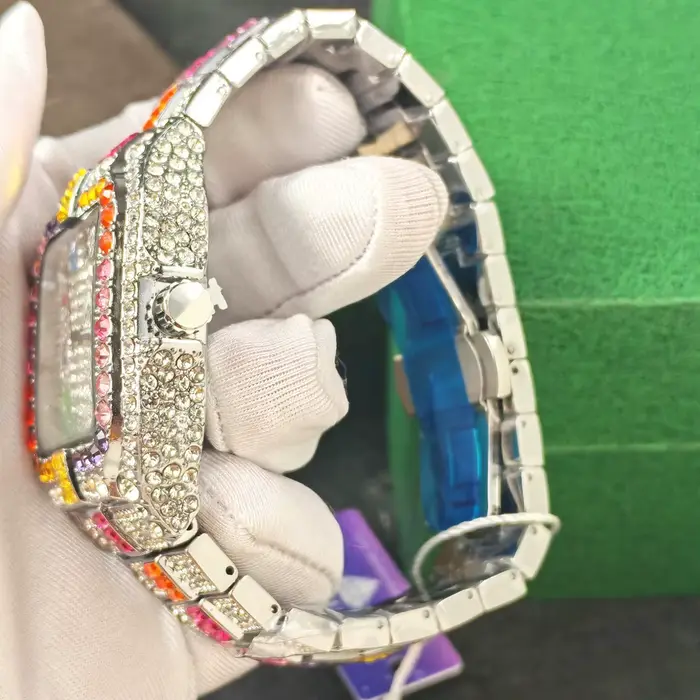 Montre Homme Quartz Diamant Arc-en-ciel Entièrement Sertie Or Gypsophile Vintage Forme Carrée Hip Hop Reloj