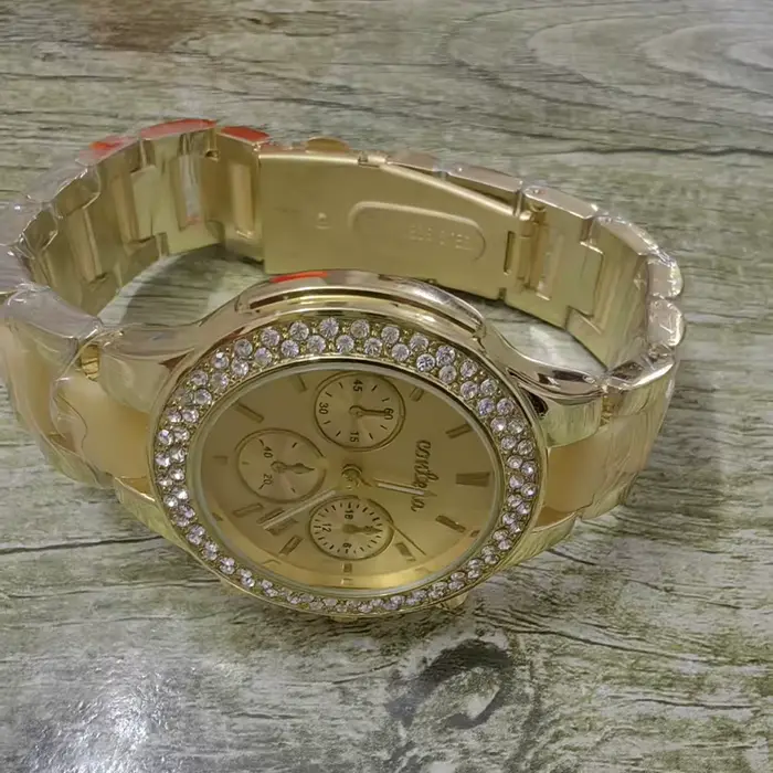 Nouvelle montre genève pour femmes