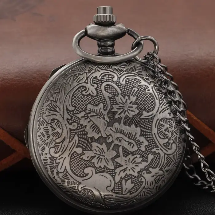 Montre de poche à Quartz creuse mythologie nordique marteau de Thor pendentif Vintage Steam Punk cadeau à la mode pour hommes et femmes occasions spéciales