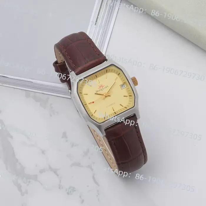 Vieux Lotus rouge, marque papillon carré rétro Simple montre mécanique manuelle pour hommes inventai