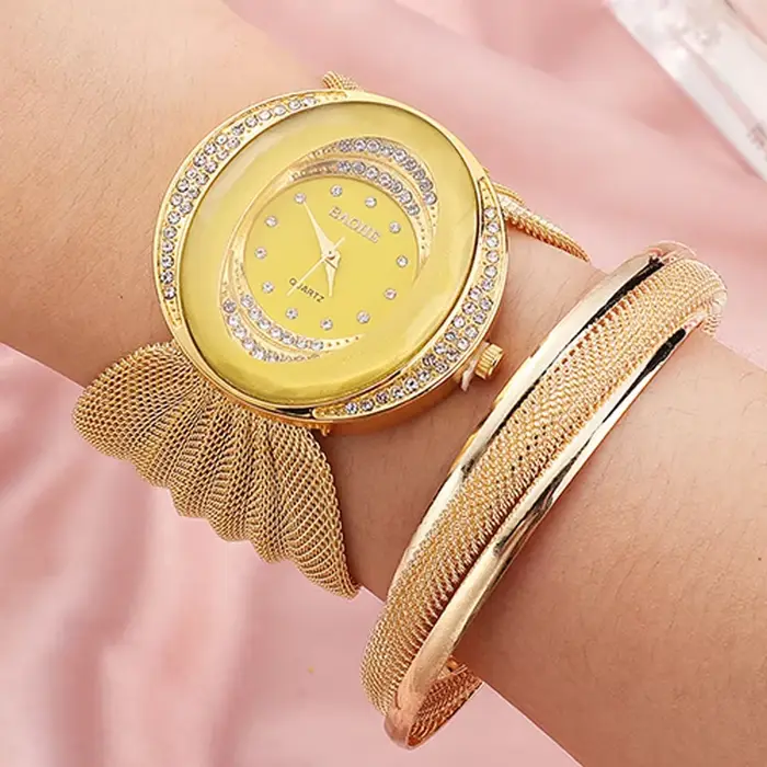 Bracelet montre élégant pour femmes avec mouvement quartz et bracelet en alliage pour diverses occasions spéciales