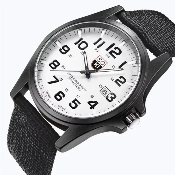 Montres de sport décontractées pour hommes