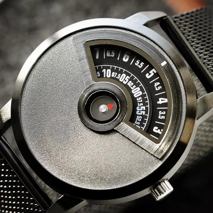 Une montre unisexe avec une personnalité