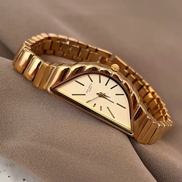 Montre GEDI Or Élégante 2026 Montres-bracelets pour Femmes Montres de Luxe Vintage Niche Étanche à Quartz Cadeaux