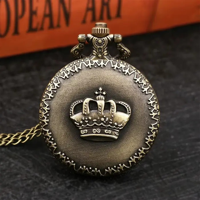 Montre de poche vintage à ouverture rabattable, montre à quartz rétro, collier pour homme et femme, 