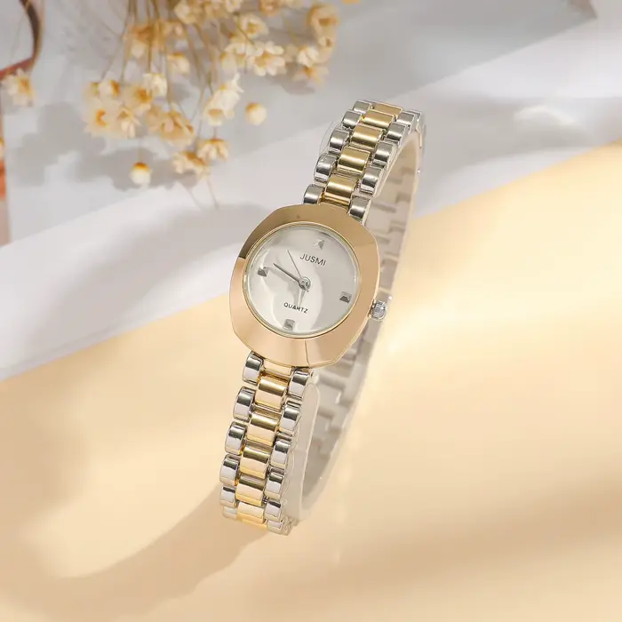 Montre carrée tendance pour femmes