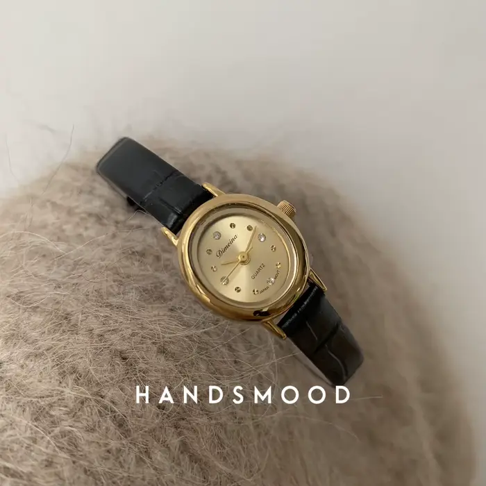 Montre plaquée or pour femmes