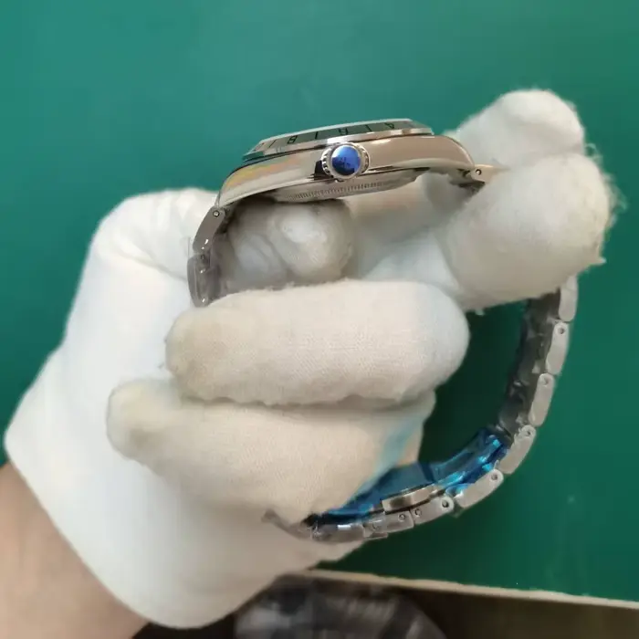 Montre analogique à Quartz pour hommes