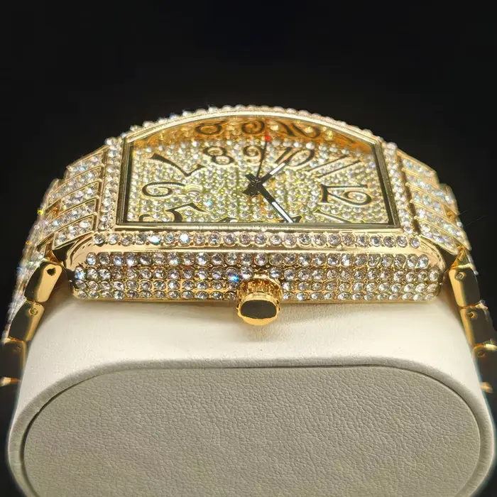 UNIGUET or glacé montres homme mode Quartz montre-bracelet Hip Hop diamant Bling AAA bijoux montre pour hommes Relogio Masculino