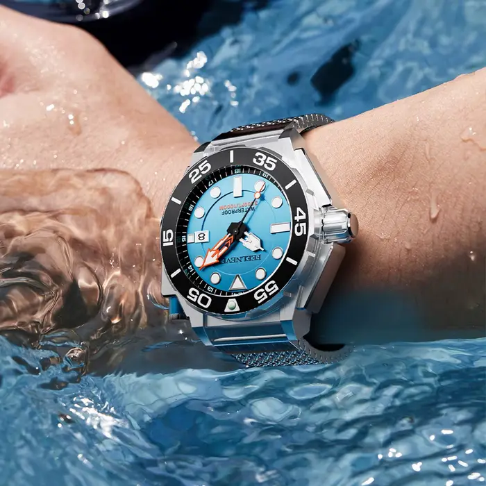 Montre homme FeelNever avec mouvement automatique, résistance à l'eau 1000m, calendrier complet et design robuste acier inoxydable pour toutes les occasions