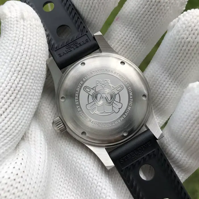 Montre de plongée STEELDIVE SD1952 avec lunette céramique et bracelet en cuir pour homme résistant à l'eau 300m