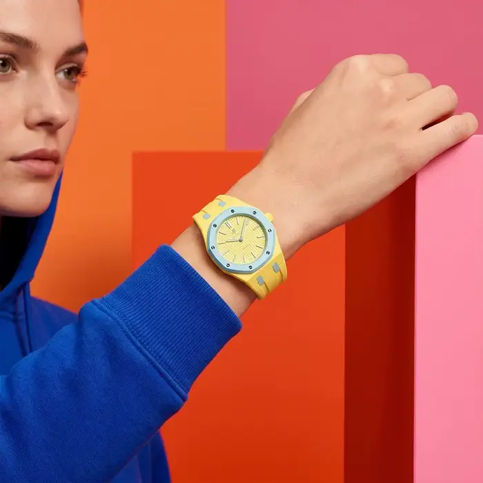 Bracelet de montre en silicone intégré confortable et résistant pour Swatch Royal P et autres montres intelligentes occasions sportives et quotidiennes