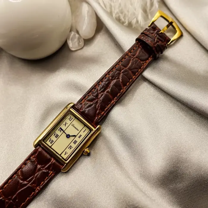 Femmes montre à Quartz de luxe Orologio boîtier en or Reloj chiffres romains