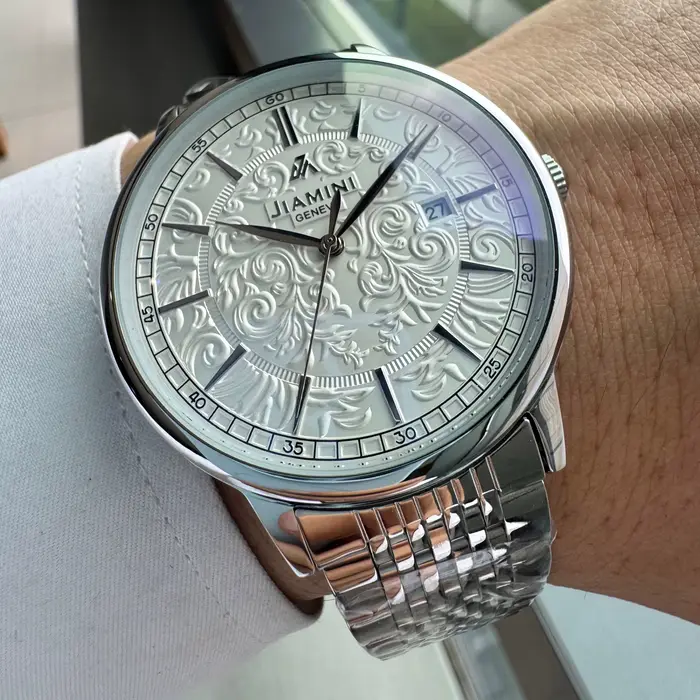 Montre minimaliste pour homme AOKULASIC