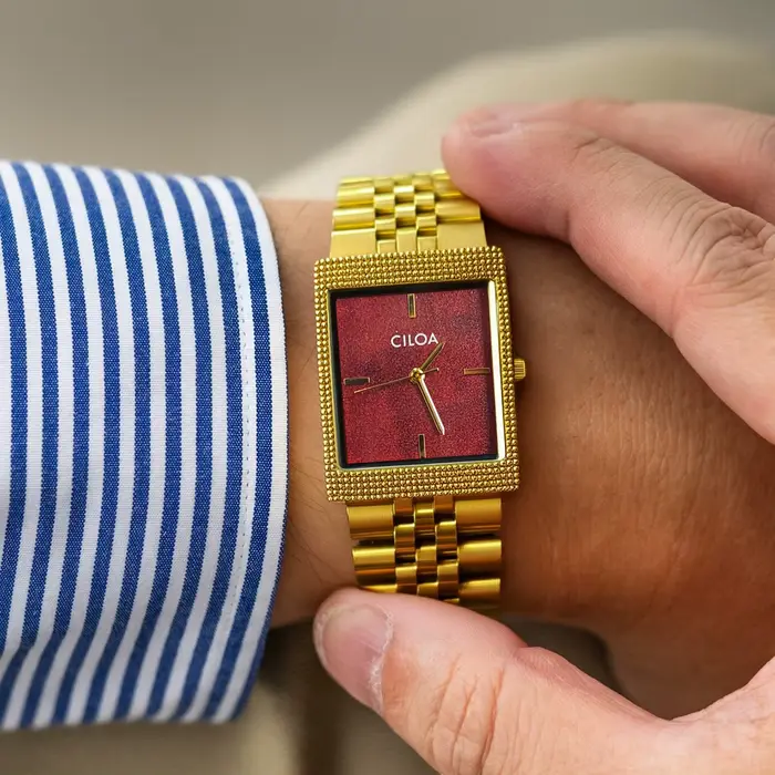 Montre carrée rouge vintage CILOA pour homme