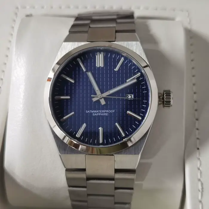 Montre pour homme en verre saphir, mouvement à quartz japonais, boîtier en acier inoxydable, étanche