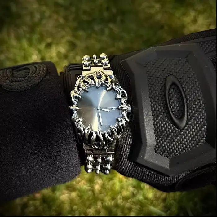 Montre à quartz originale