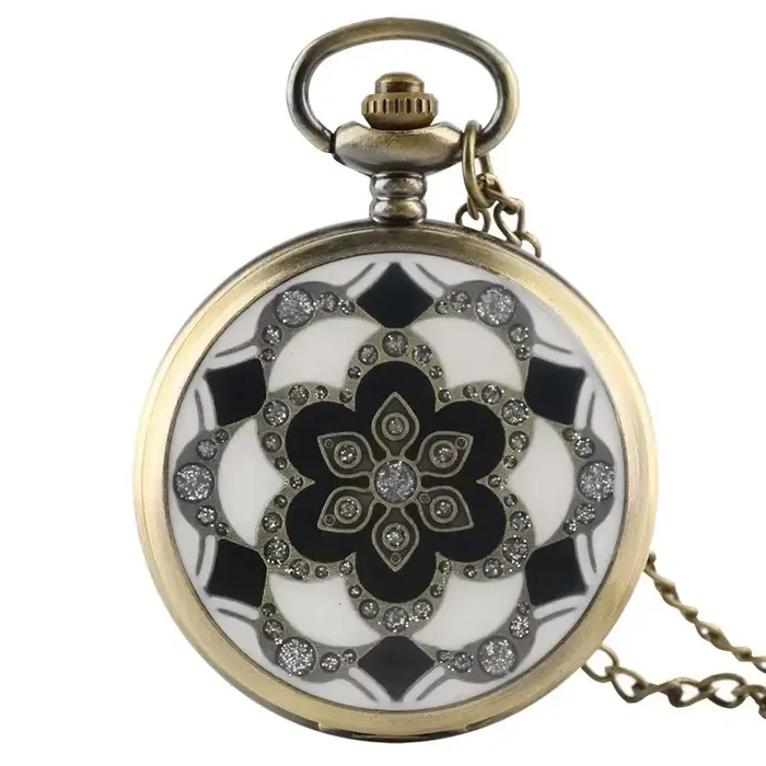 Montre de poche antique avec design floral en cristal, mouvement à quartz, affichage chiffres arabes