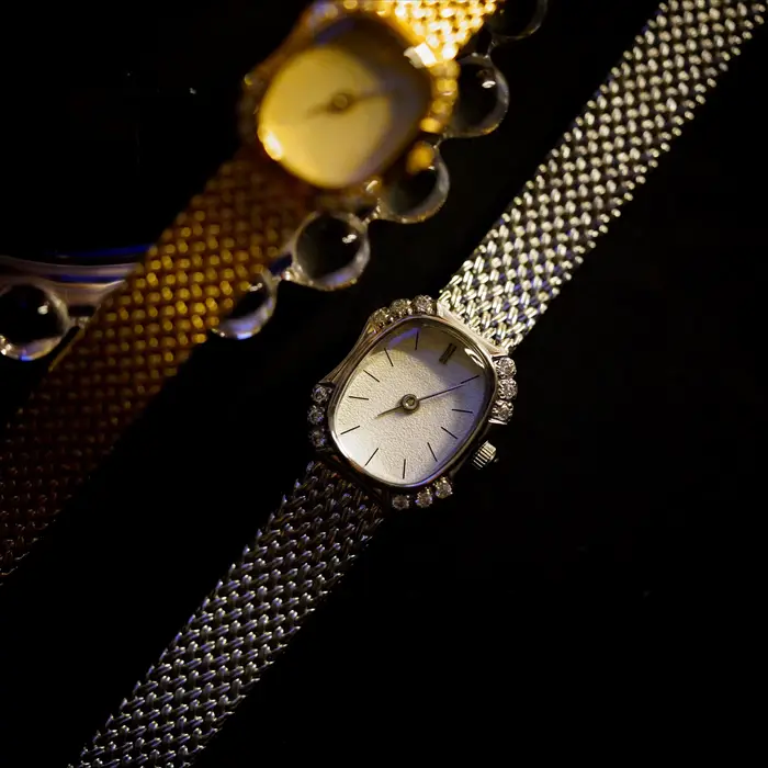 2025 nouvelle montre pour femme plaquée or 18 carats de luxe rétro diamant ellipse Vintage mouvement à quartz japonais de haute qualité