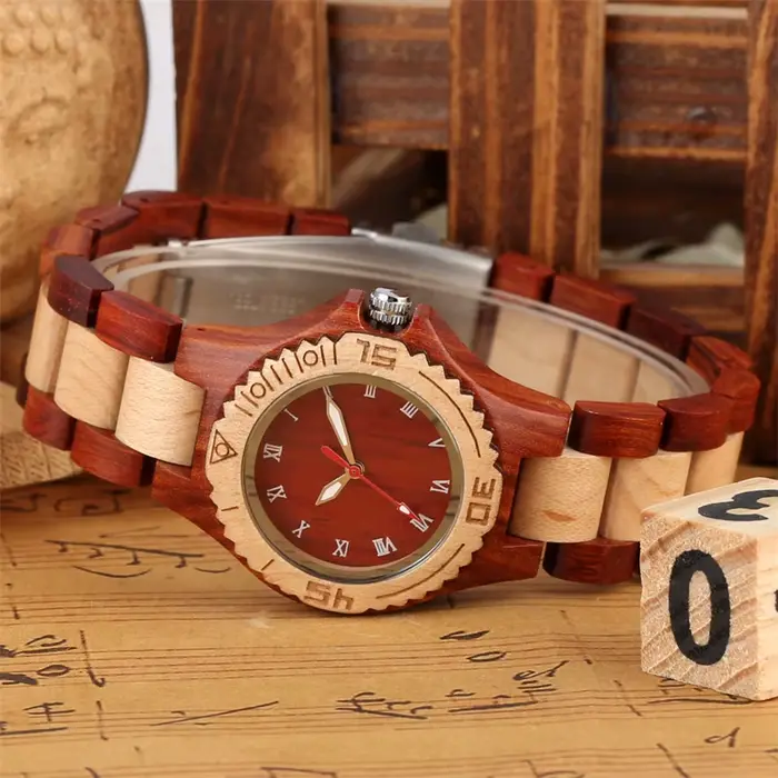 Montre-Bracelet en bois élégante avec mouvement à Quartz et chiffres romains blancs pour femmes occasions spéciales