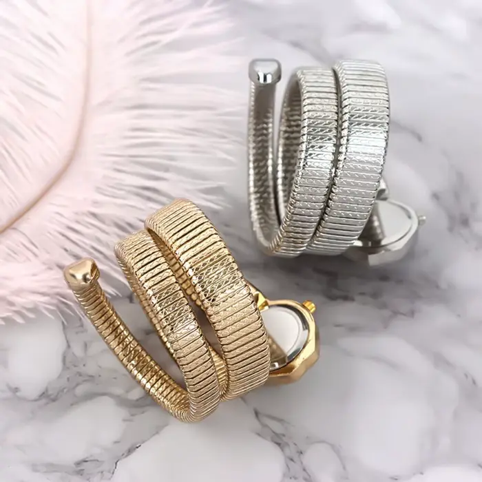 Montre à Quartz en forme de serpent de luxe