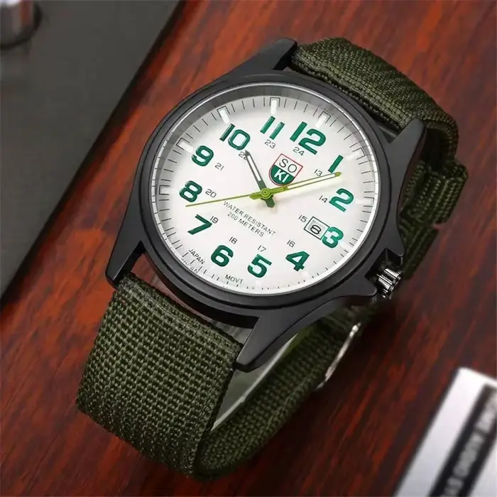 Montres de sport décontractées pour hommes
