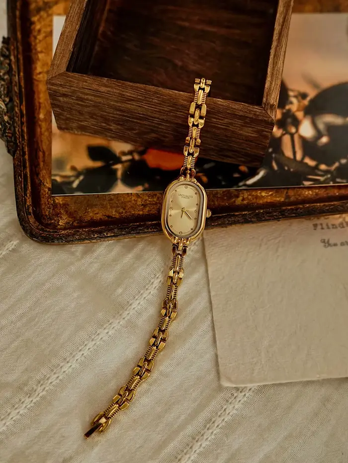 1 PC Élégance vintage française : Petite montre à quartz pour femme avec cadran doré et bracelet – L