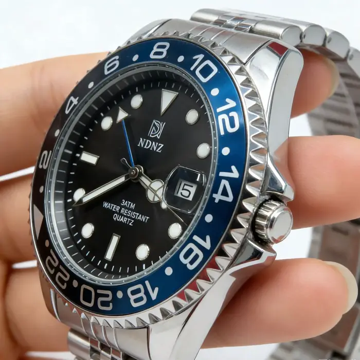 Montre GMT à lunette bicolore NDNZ