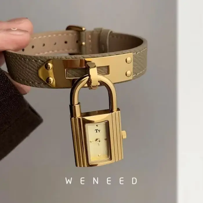 Charme en acier inoxydable nouvelle montre pour femme chaîne