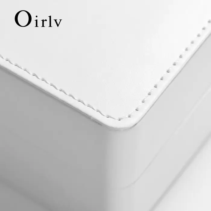 Oirlv Boîte de montre en cuir : extérieur premium avec doublure en daim – Mallette de rangement à fente unique pour montres (options de couleur noir/blanc)