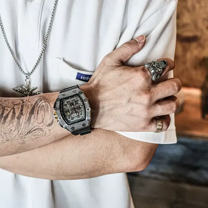 Montre en forme de vin ACIA pour homme