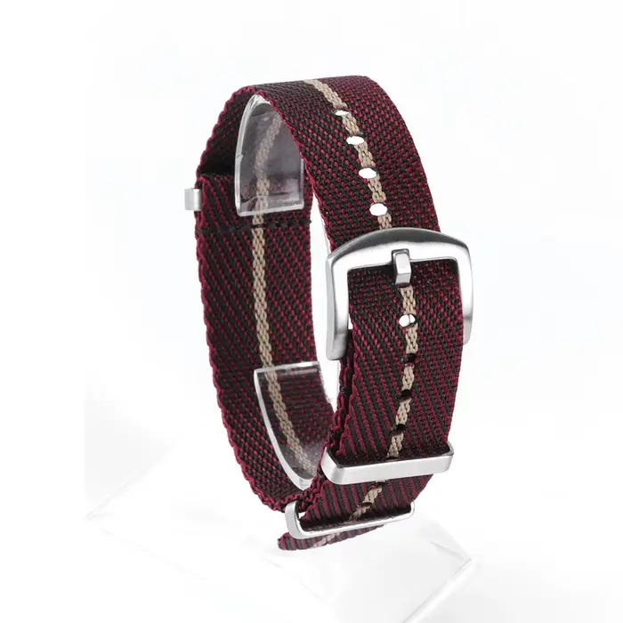Bracelet militaire premium en nylon pour homme et femme 18 20 22mm avec 7 couleurs pour montres traditionnelles occasions spéciales